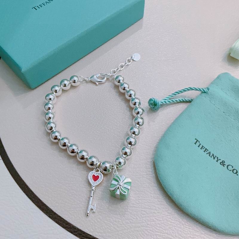 Tiffany bracelet 09yxx19